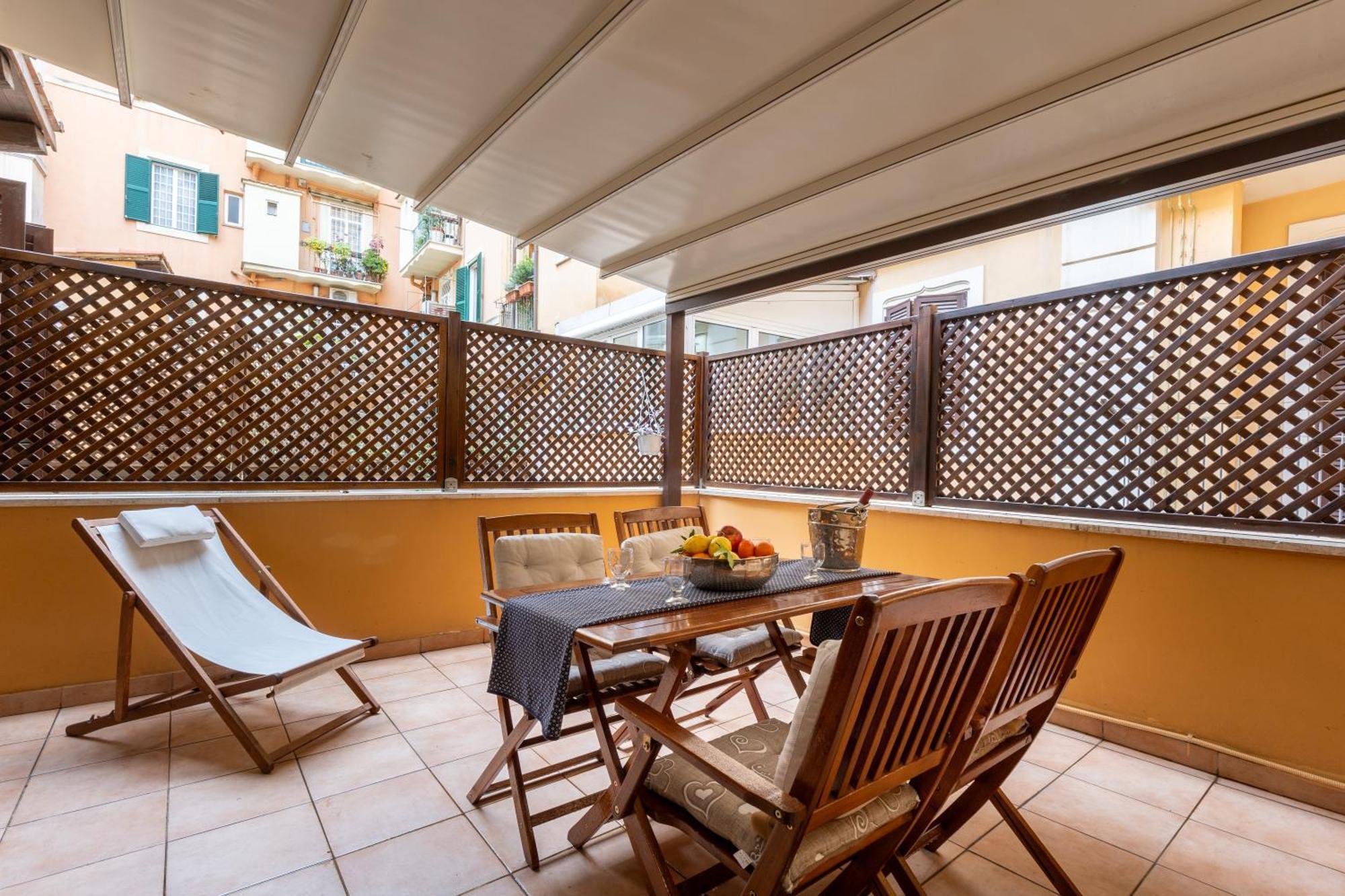 Colosseum Private Terrace Rome Bagian luar foto